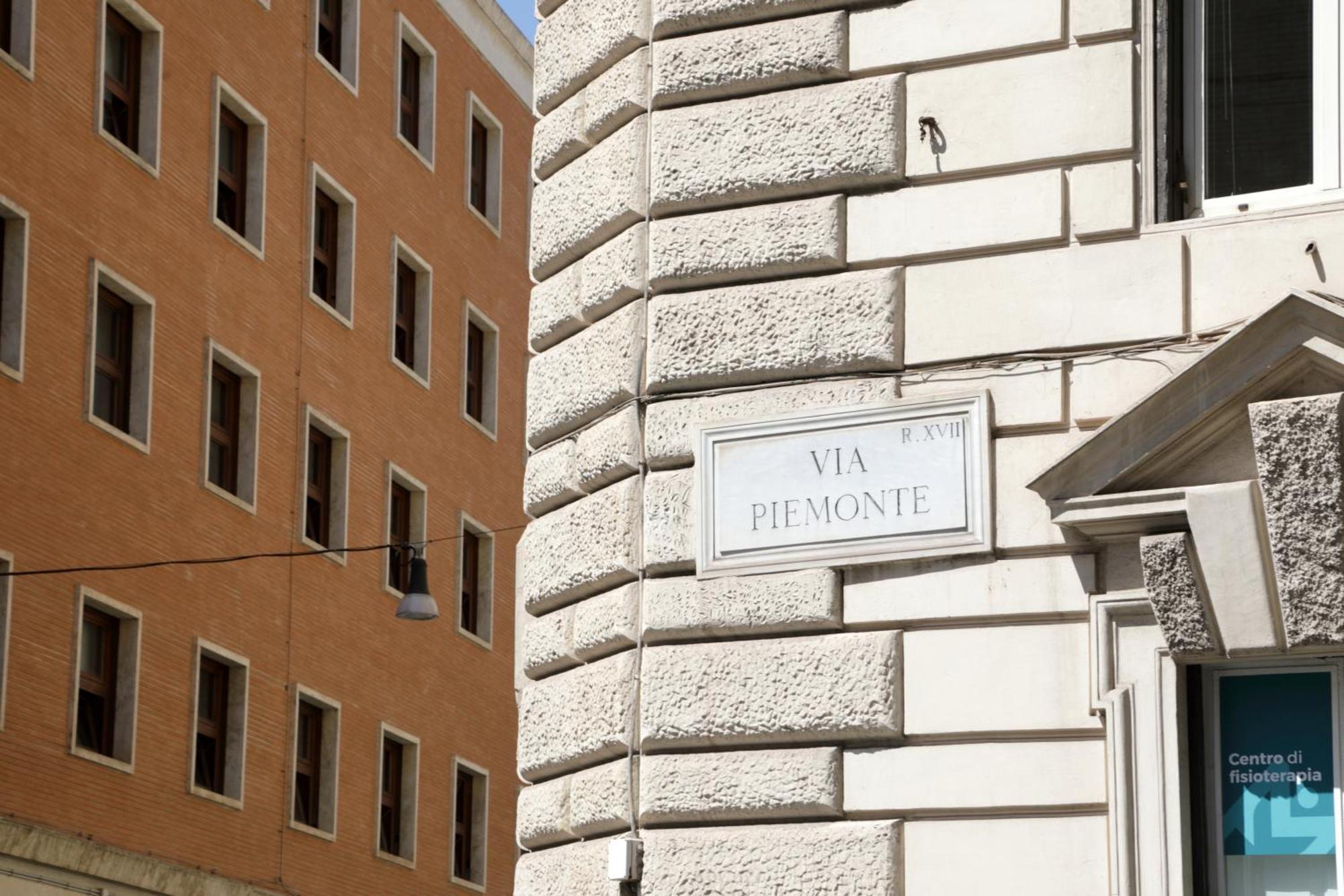 The Right Place 4U Piemonte Apartment Rome Extérieur photo